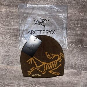 Arc’teryx Fernie Toque Olive Green Beanie